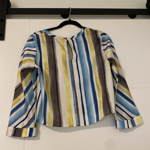 ⚫️ Zara ⚫️ Striped Multicolor satin cropped Women's Top - size small - Picture 2 of 2